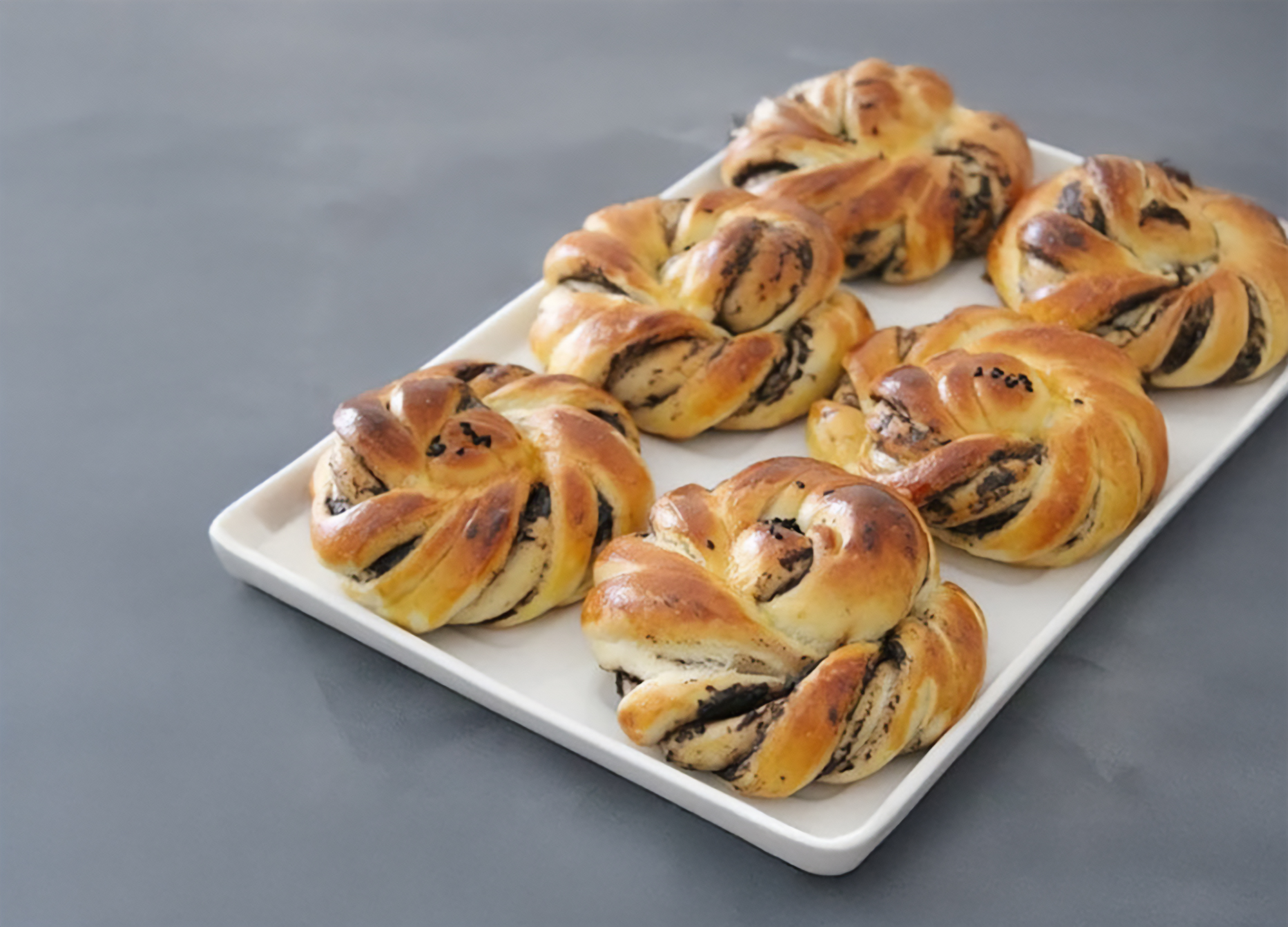 Zeytin Ezmeli Kruvasan Poğaça